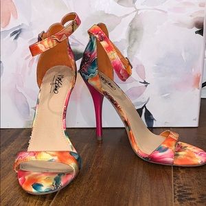 Colourful heels